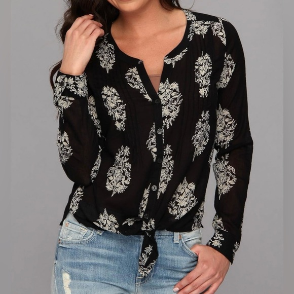 Lucky Brand Tops - Lucky Brand Black Floral Women's Blouse  (Size: 2X)